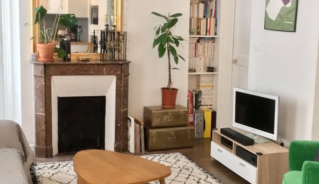 2 Bedroom Apartment in Paris