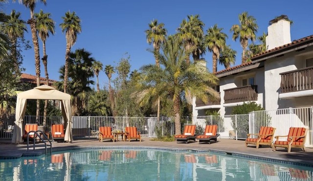 2 Deluxe Poolside RoomS at La Casa Del Zorro, 5 Pools, Tennis Courts
