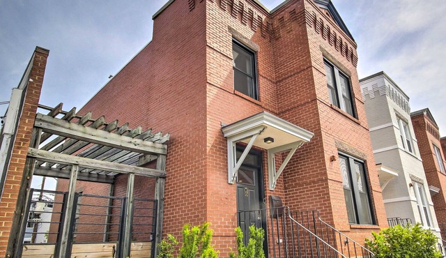 2 Mi to National Mall: Modern DC Retreat w/Patio