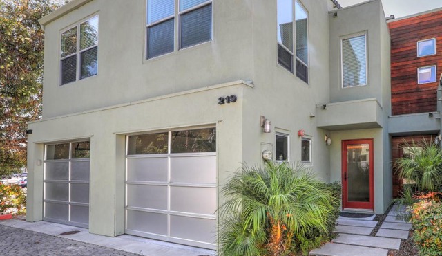 219 San Miguel