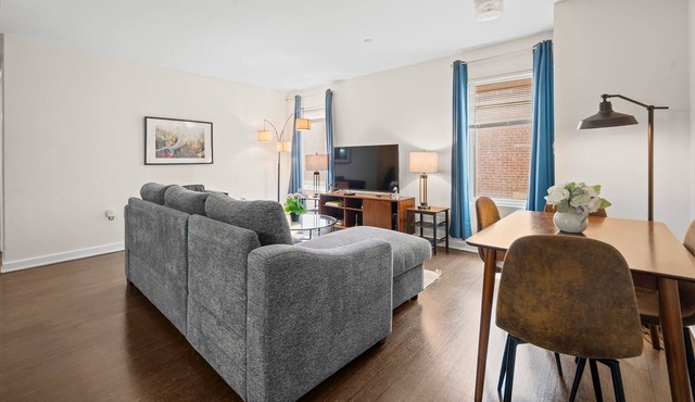 2BR in Downtown Boston alw1