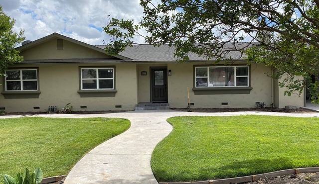 3-possible 4 bedroom house in Modesto with plenty parking & space.
