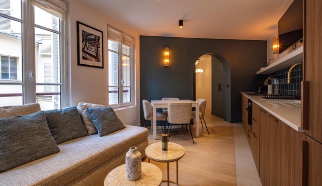 4 Guest - Hausmanian Flat Arc de Triomph