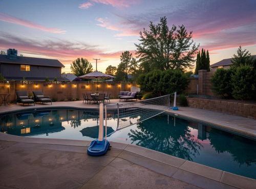4BR Home for Groups Private Pool and Games