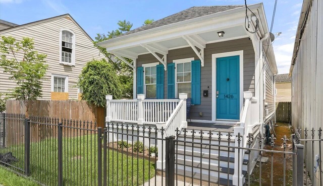 5 Min Walk to French Quarter from 2BD Treme Home