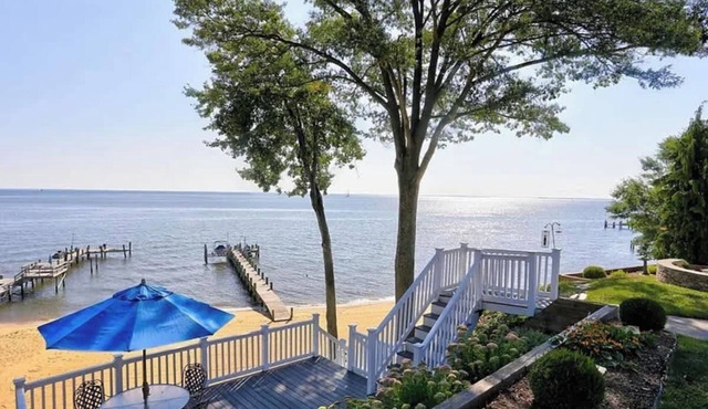 A Coastal Retreat on the Chesapeake Bay