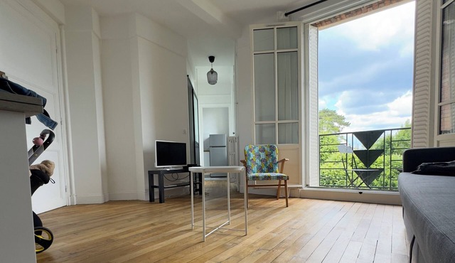 Apartment 10 minutes from the castle