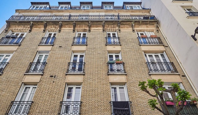 Apartment Paris Exposition Park Center