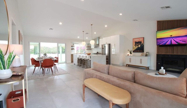 AVAIL FOR WTA FINALS - WALK TO IWTG - Private 4BR 3BA Home in Indian Wells