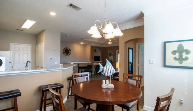 Beach Bliss in Gulfport MS Huge 1 Bd/1 BA Steps from the Beach