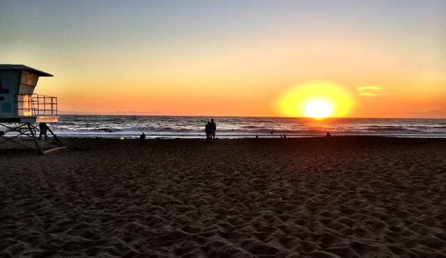 Beach Retreat 25-Steps to the Sand! Beach & Islands Views! Spa. Pierpont Ventura