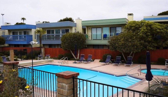 Beachside Gated Retreat w/Pool & Hot Tub