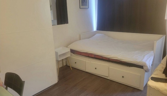 Beau Studio Rue de la Sablière