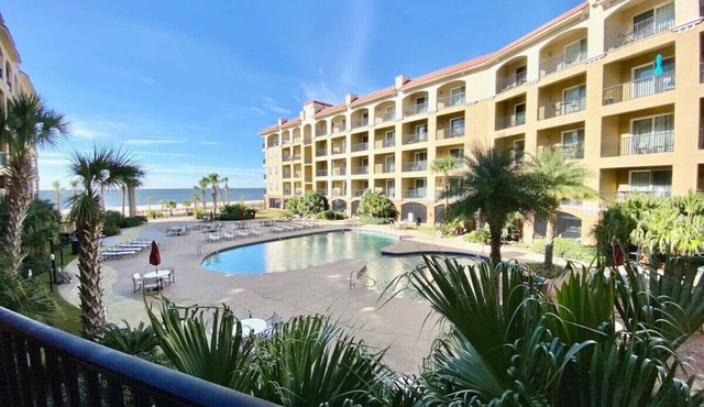 Beautiful 2 bedroom poolside condo with majestic beach view