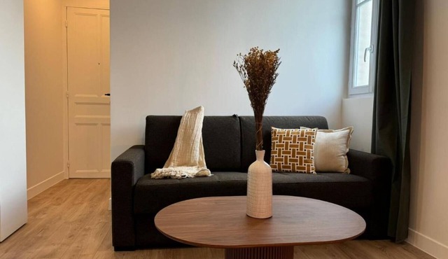 Beautiful modern apartment in the heart of Boulogne