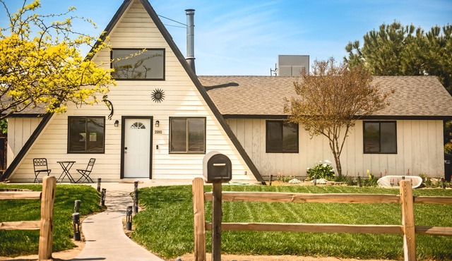 Beautiful home with a short drive to see the Giant Sequioas.