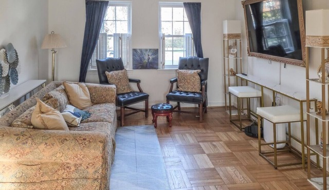 Belleview - Alexandria Condo