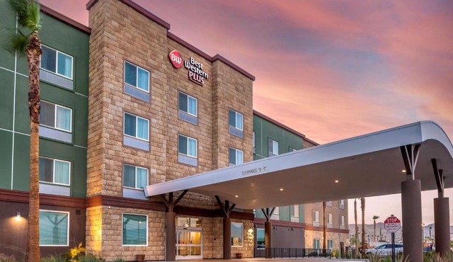 Best Western Plus Coachella Valley Inn & Suites