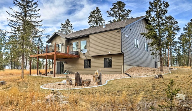 Black Hills Home w/Deck, Near Hiking & Sturgis