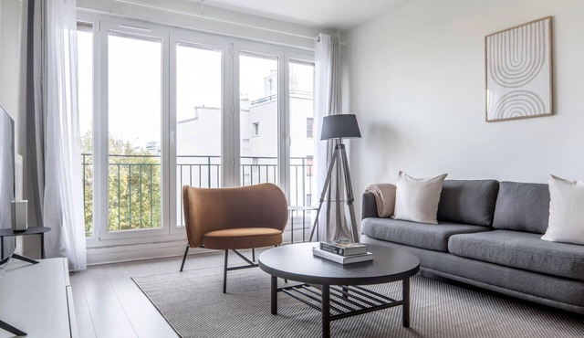 Blueground | Pereire, concierge, nr Ternes
