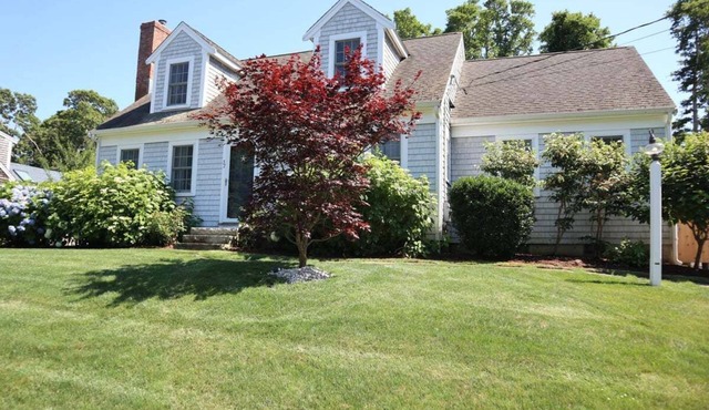 Brewster Retreat with Heated Pool, Hot Tub and near Ellis Landing Beach 2387