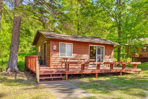Cabin #10 2BR 1BA Timberlane Resort