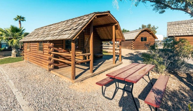 Cabin 2 · Rustic River Cabin!