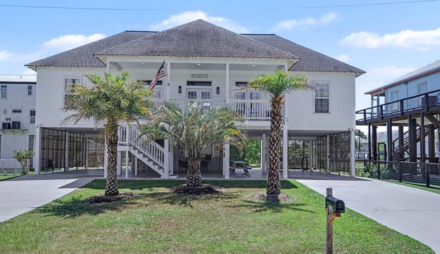 Captains Quarters