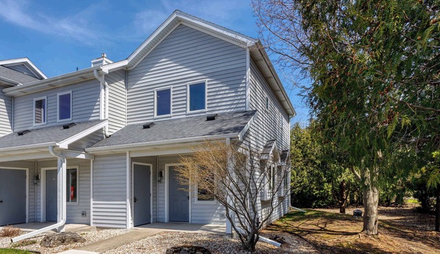 Central Fish Creek - Hilltop Hideaway Condo