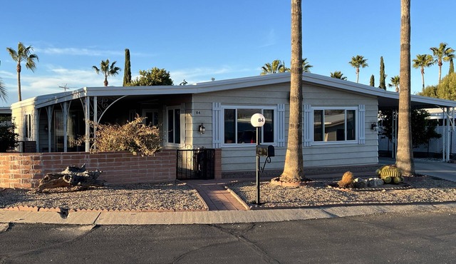 Centrally located 55+ community