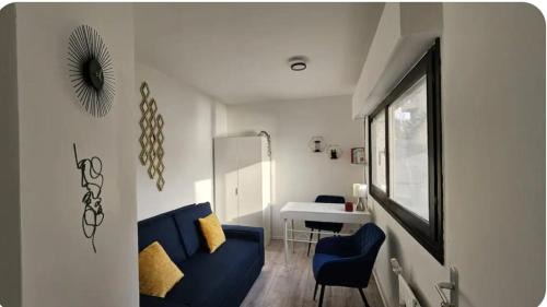 Chambre Sérénité - Colocation - Métro 8 - RER 5 min