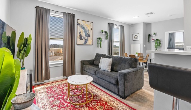 Charming 1BR Near Encore 31hm