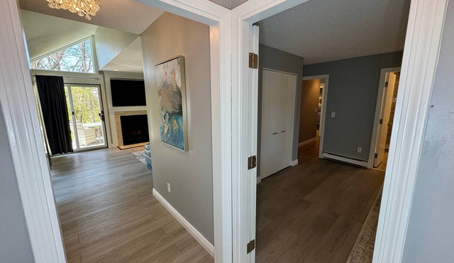 Charming 3BR Edinborough retreat at Ocean Edge with golf views and nearby beaches.