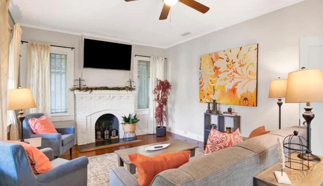 Charming Midtown Apt - Hannon Hideaway Unit C