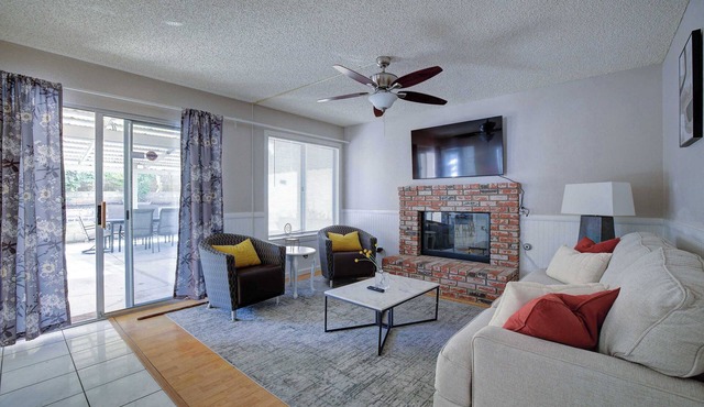 Charming Retreat 4BR - Garage Access｜Relaxing Patio｜Family Friendly #41613