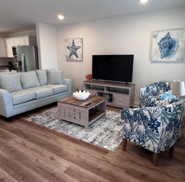 Chic Beach Home Near Airport Casino Coliseum Base