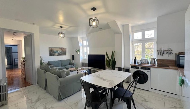 Chopins Rooms in the heart of Senlis historic district