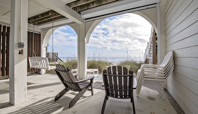Coastal Elegance Meets Family Comfort – Your Beach Stop Summer Escape