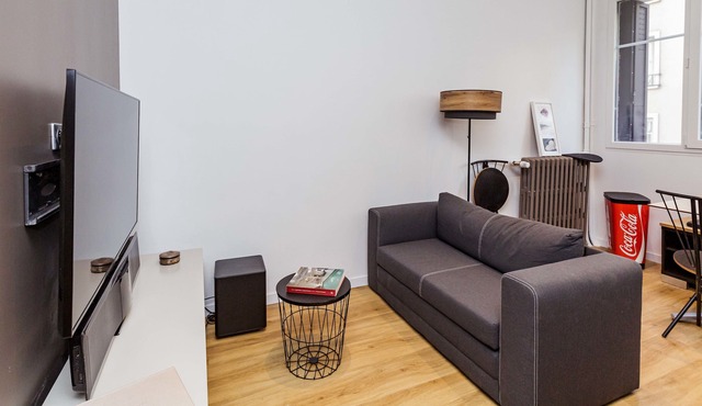 Cocoon refurbished in the center of Vanves