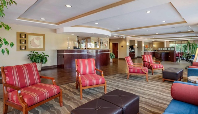 Comfort Suites Biloxi - Ocean Springs