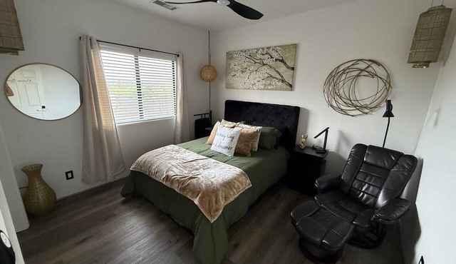 Comfortable Nature bedroom, Shared Newley Remodeled Space in tranquil Clarkdale