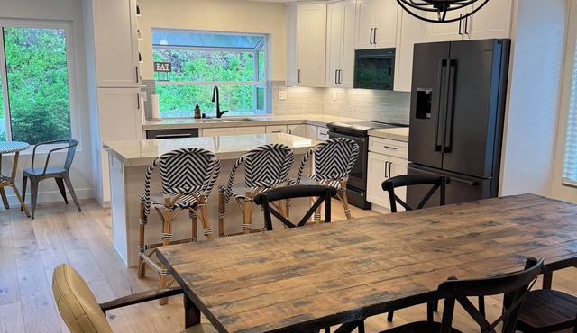 Comfortable San Diego Getaway 3BR Condo in Peaceful 55+ Community