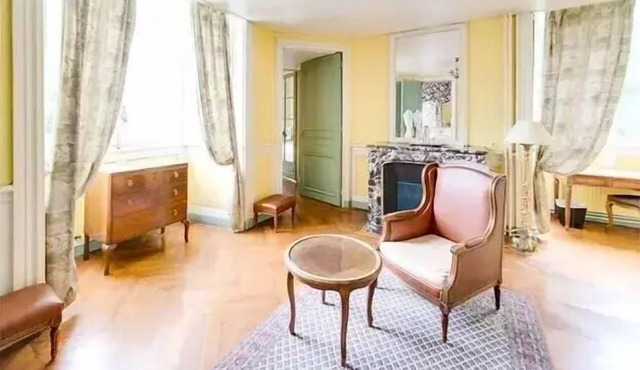 Comte de Montmirail Suite (for 2 people)