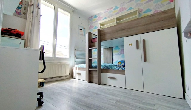 Cosy house between Paris and Disneyland