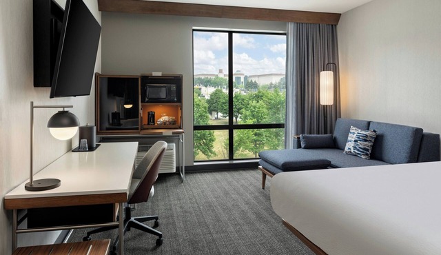 Courtyard by Marriott St. Paul Downtown