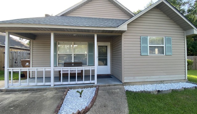 Cozy Family Home Close to Biloxi and Beach