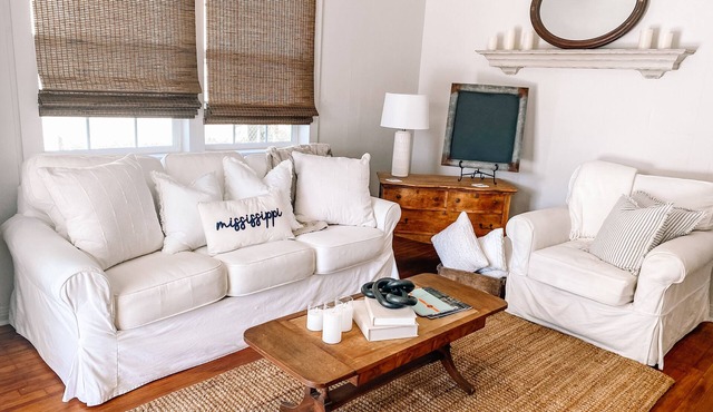Cozy hub cottage in downtown Hattiesburg. Sleeps 4
