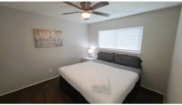Cozy Modern Duplex Close to Old Town Clovis