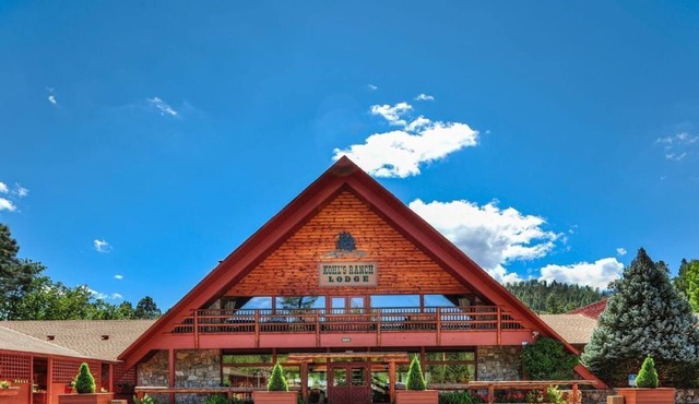Cozy Studio at Base of Mogollon Rim w/Resort Pool, WiFi & More!