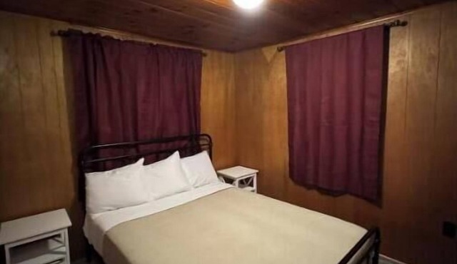 Crest Lodge Historic Mountain Inn - ARROWHEAD